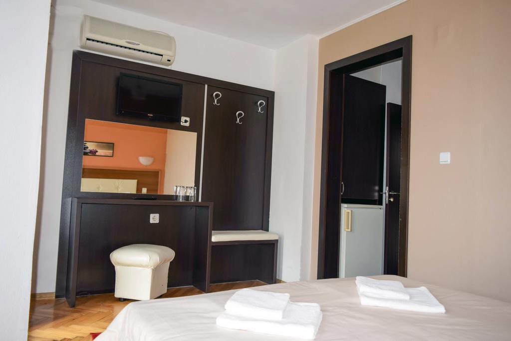 Private Rooms Trakiets Pomorie Exterior foto